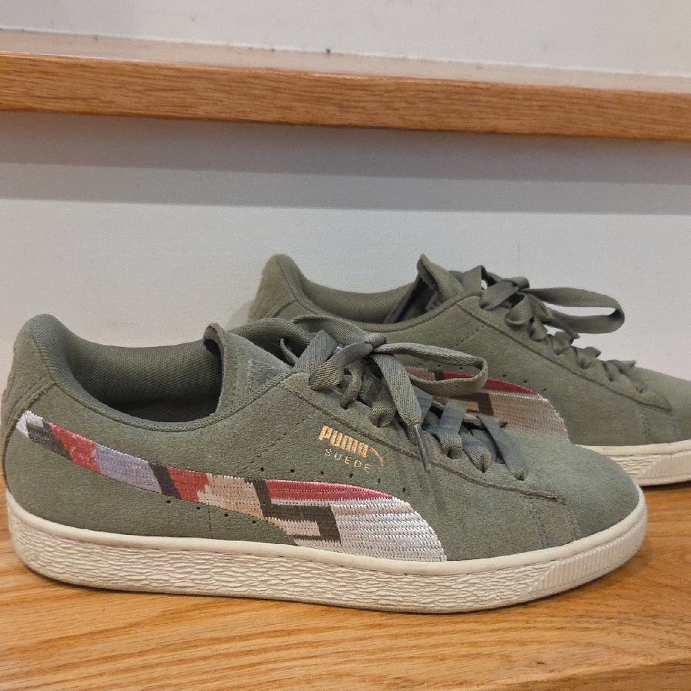 Puma Suede Olive Sneakers with Multicolor Stripe